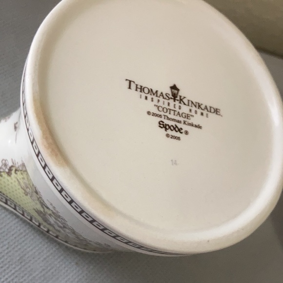 🌟 Thomas Kinkade 2005 Creamer & Sugar Set - Picture 6 of 14